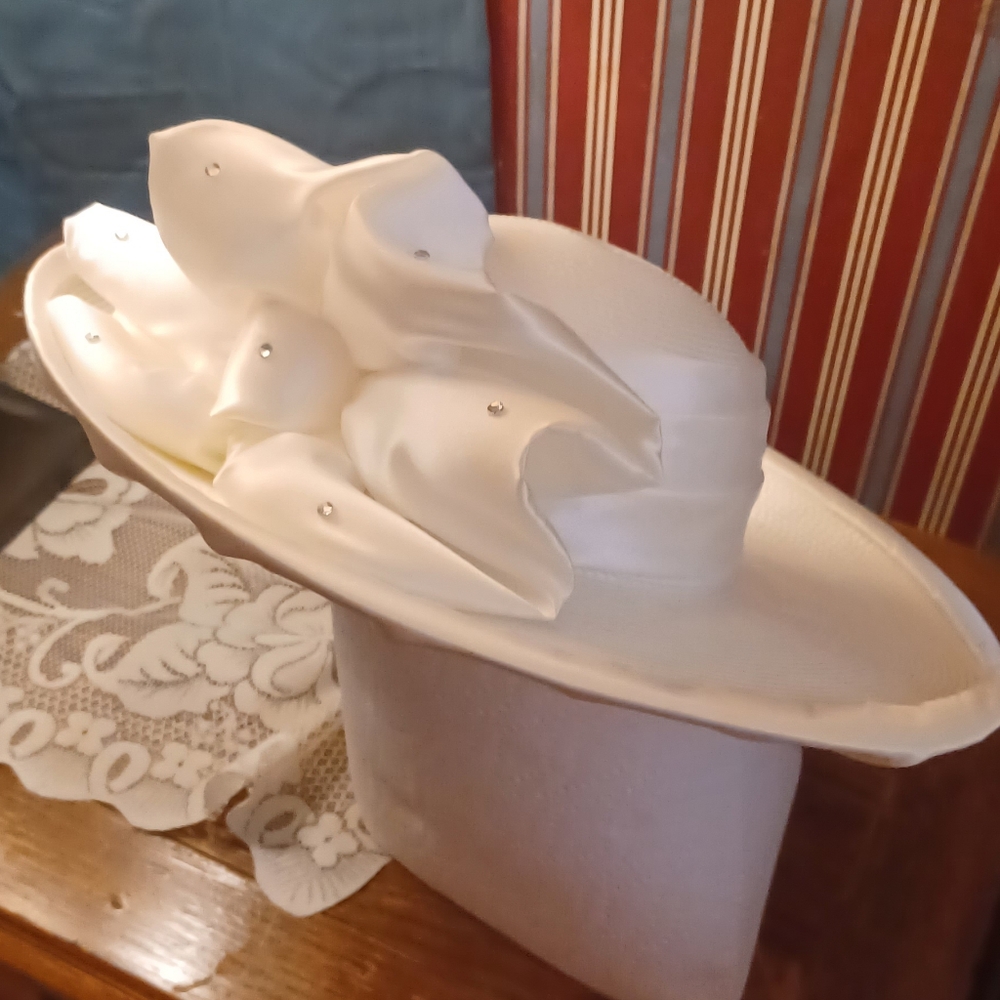 Dress Hat Ivory Satin Church Embellished with Sequin Vintage